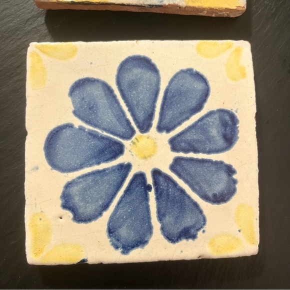 Mexican Hand Painted Terra-Cotta Talavera Vintage Tiles Set of 4 - Picture 9 of 16